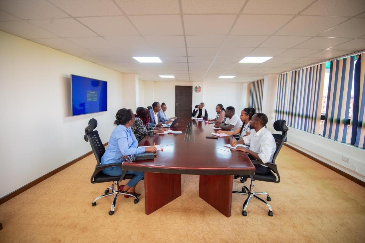 The Crossroads Hotel, Westlands Nairobi Buitenkant foto