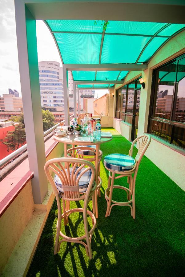 The Crossroads Hotel, Westlands Nairobi Buitenkant foto